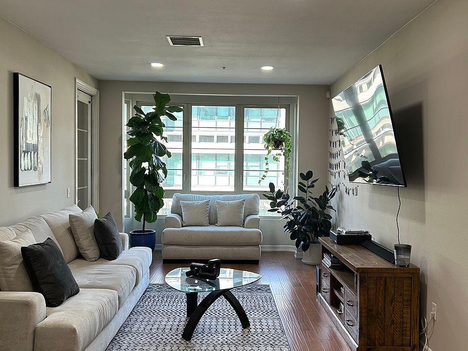 1st image of 1465 C St #3505