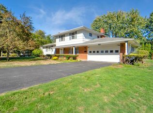 146 Fiesta Rd, Rochester, NY 14626