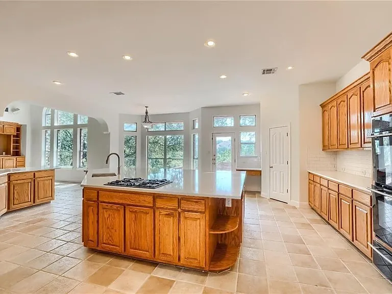 9909 Pickfair Dr — Photo 29