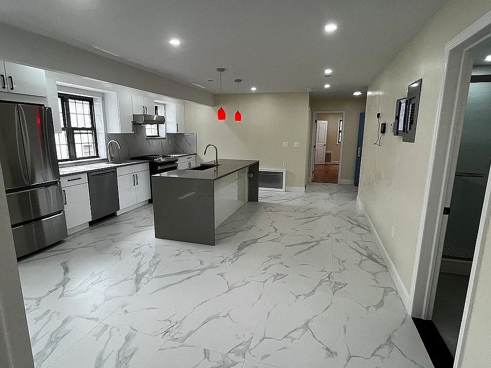 1st image of 32-28 42nd St #L