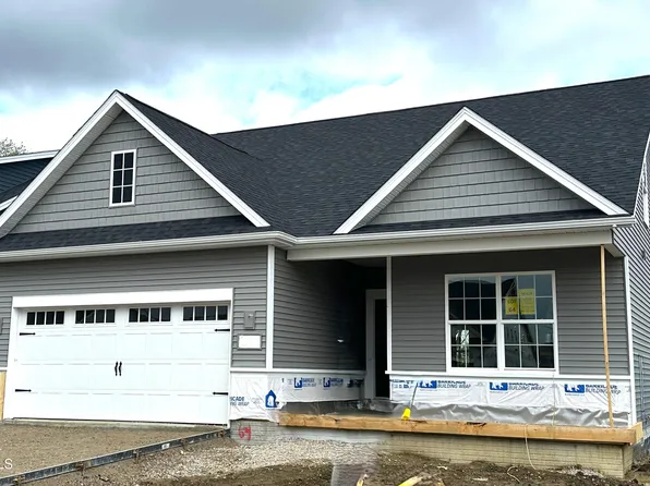 2306 Falling Waters Ln, Perrysburg, OH 43551