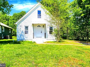 15 Pear Ave, Manchester, PA 17345