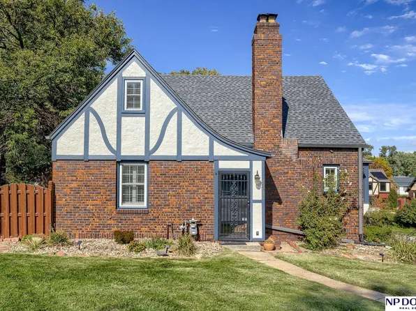 4410 William St, Omaha, NE 68105