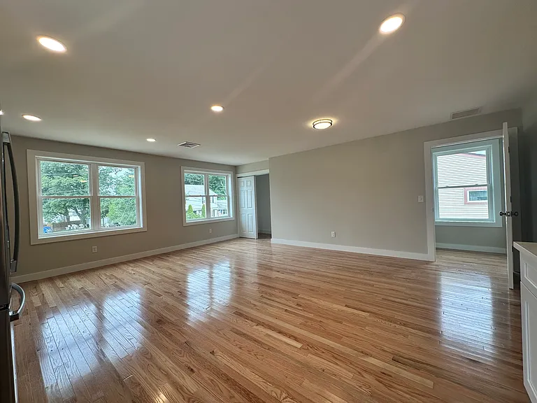 7 Blossom St #7B — Photo 8