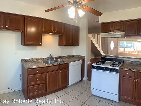 4th image of 126 Melody Ln #134