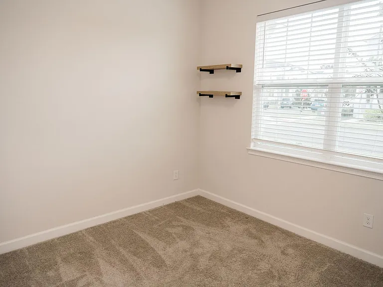 9010 Via Di Canti Dr — Photo 7