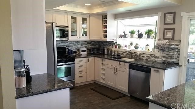 2nd image of 10835 Larch Ave