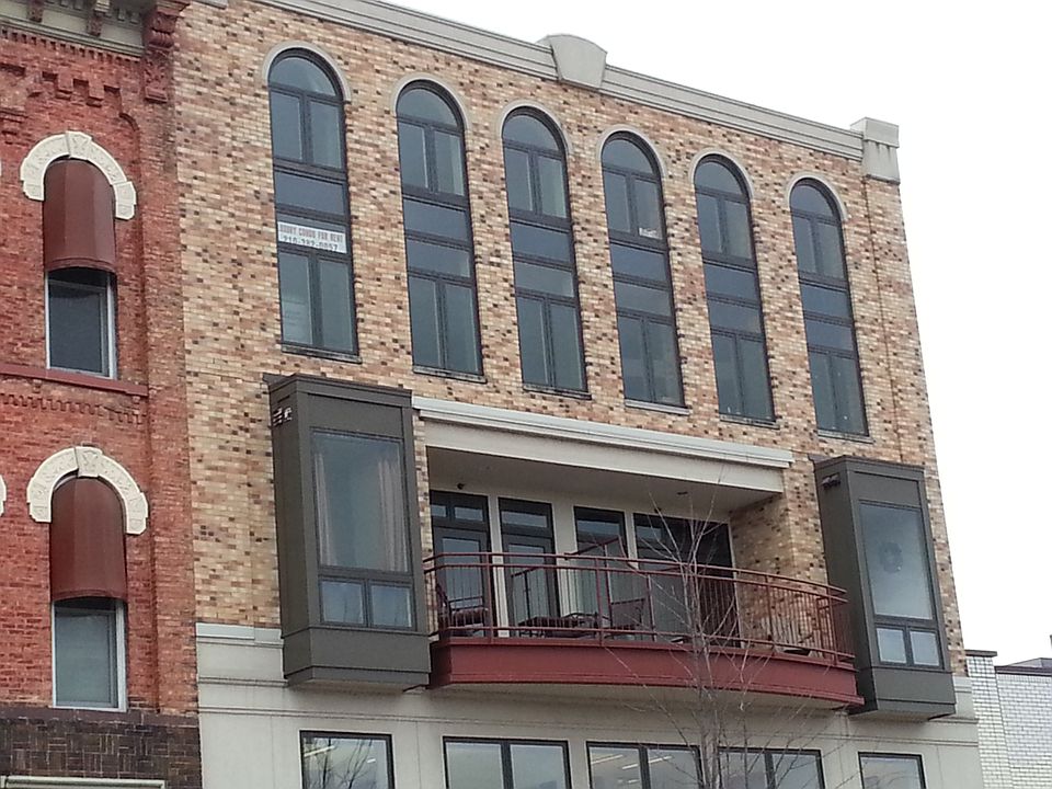 1st image of 12 Washington Ave #11