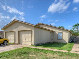 6906 Deep Cir #B, Austin, TX 78744