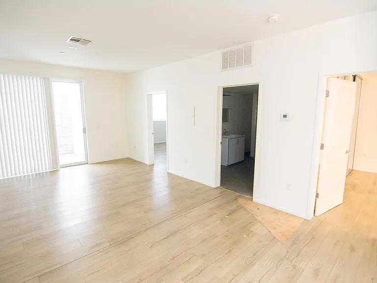 1183 Crenshaw Blvd #202A — Photo 7