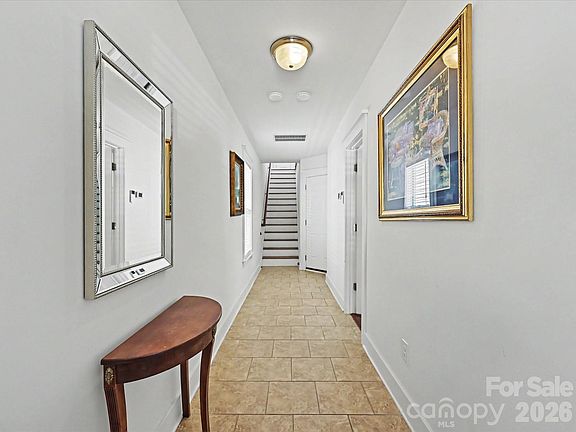 3rd image of 347 Spring St