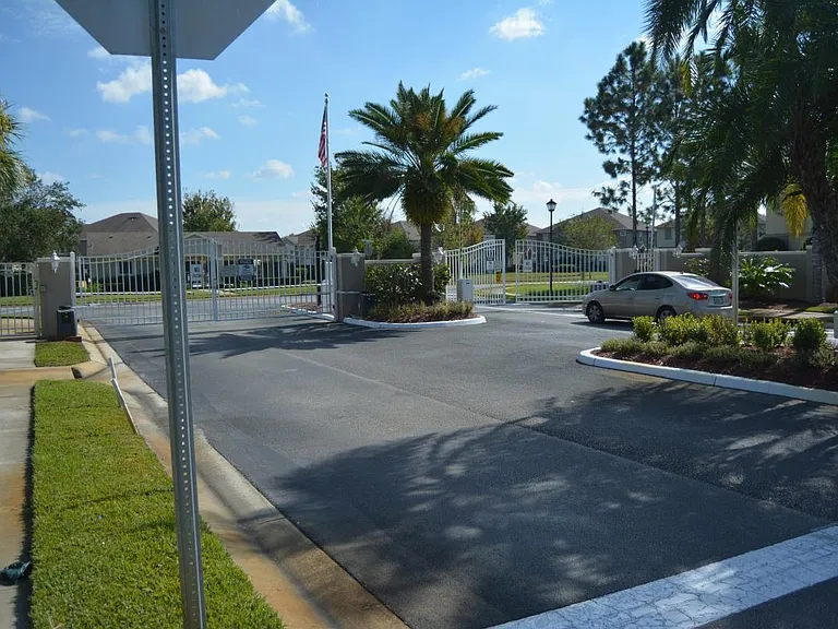 Community Entrance2