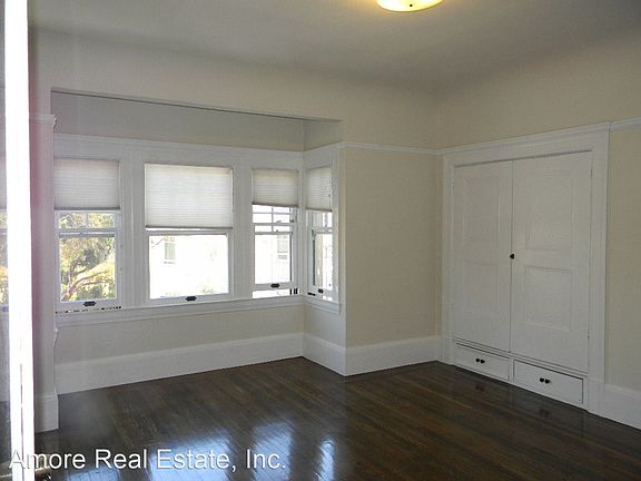 4th image of 1717 Bush St APT 15