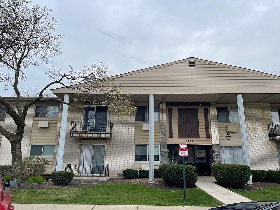 1st image of 8992 Kennedy Dr APT 1B
