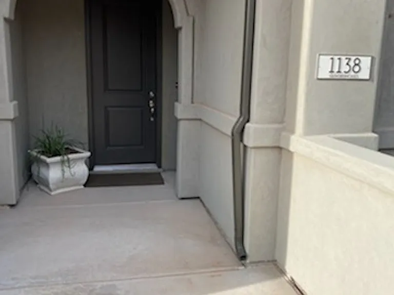 1138 N Tesoro Aly #85 — Photo 12