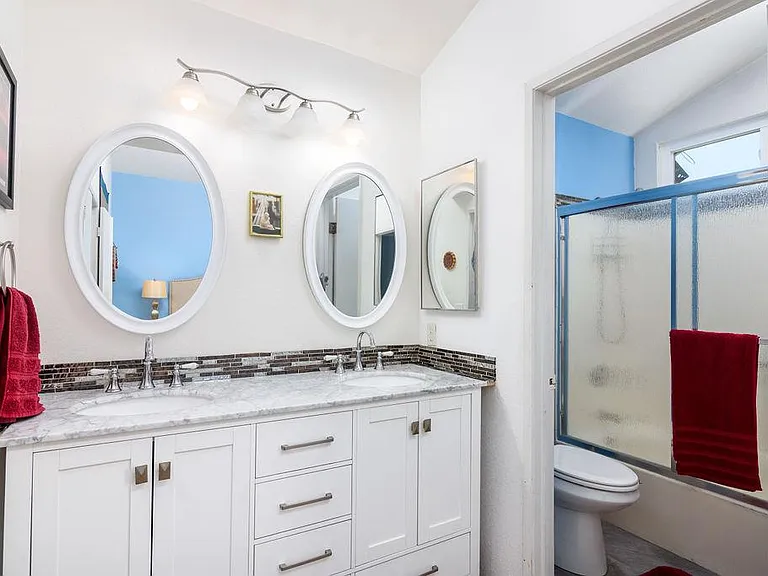 1768 Promenade Cir — Photo 21