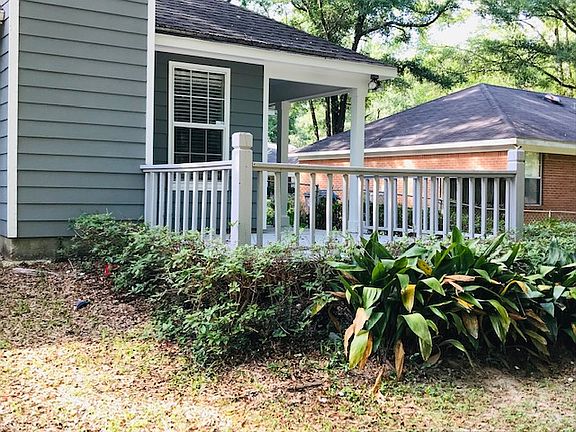 Raised deck for grilling