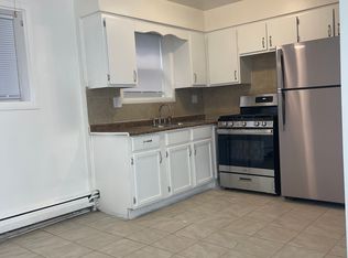 14629 Karlov Ave #GW, Midlothian, IL 60445