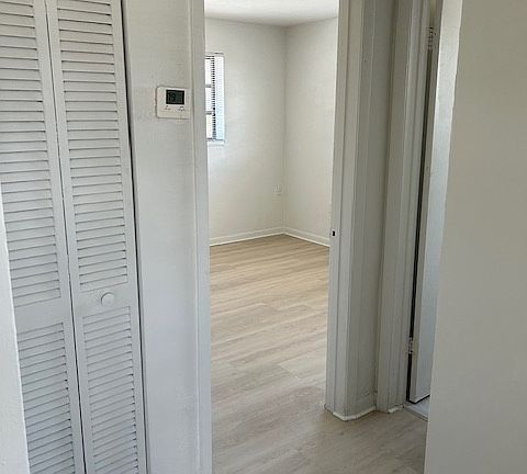 4th image of 14250 SW 88th Ave #14250
