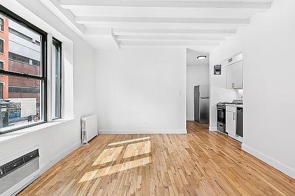 2nd image of 161 25th St APT 2B
