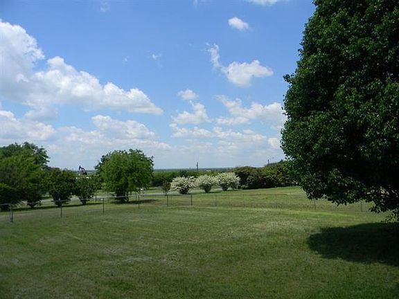 5th image of 403 Katie Rose Ln