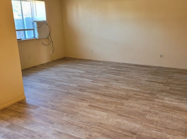 88 N Villa St #B