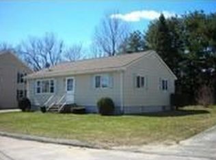 30 Garcelon St, Lewiston, ME 04240