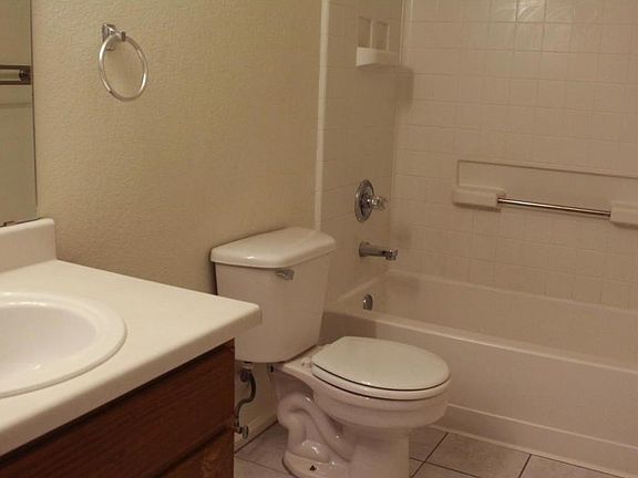 Full bath on second floor