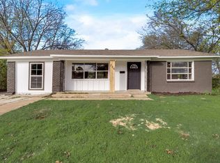 306 W Marshall Dr, Grand Prairie, TX 75051