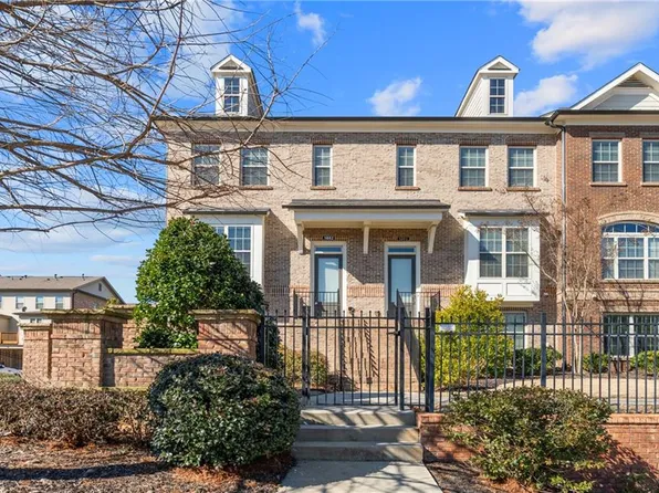 1002 Township Sq, Alpharetta, GA 30022