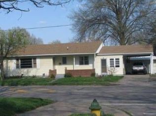 3004 College Ave, Quincy, IL 62301