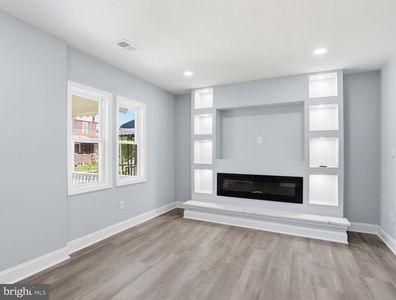 10 N Rosedale St, Baltimore, MD, 21229
