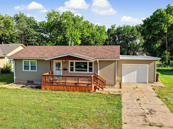 440 E Lincoln St, Lindsborg, KS 67456