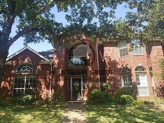 3rd image of 7941 Arlie Ln
