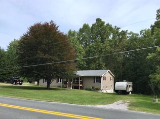 3501 Hooper Rd, New Windsor, MD 21776