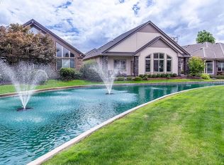 3262 Lake Wood Dr, Eugene, OR 97408