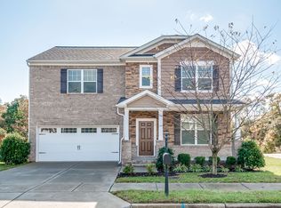 1721 Stonewater Dr, Hermitage, TN 37076