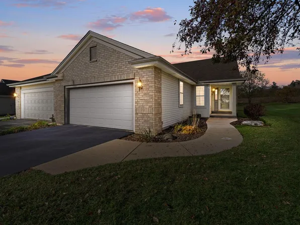 3526 Rapids TRAIL, Waukesha, WI 53189