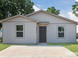 2215 8th St, Wichita Falls, TX 76301