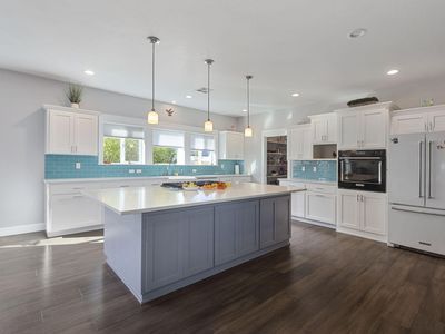 1011 NE Hefley St, Grants Pass, OR, 97526