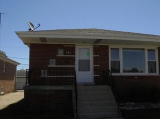 363 Calhoun Ave, Calumet City, IL 60409