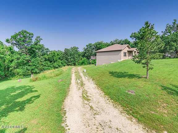 5th image of 366 County Road 801