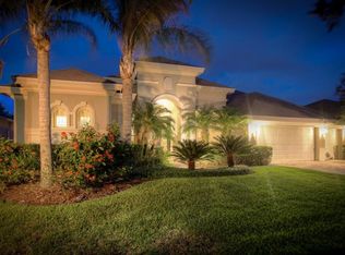 3807 Kalanchoe Pl, Zephyrhills, FL 33544