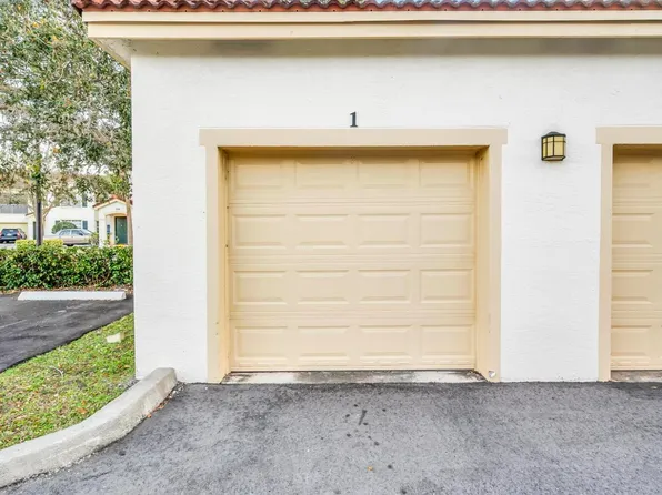 577 SE Prescott Place, Stuart, FL 34994