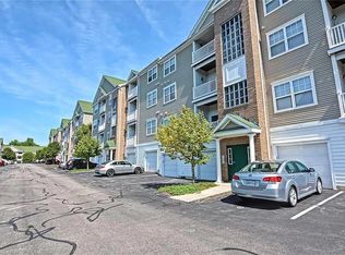 94 Mill St APT 103, Woonsocket, RI 02895