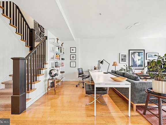 3rd image of 934 N 3rd St APT 302