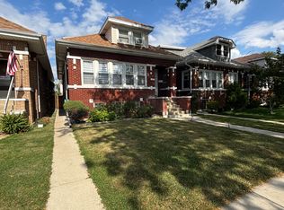 5112 W George St #B, Chicago, IL 60641