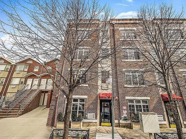 77 E 28th St APT 2, Brooklyn, NY 11226