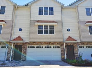 98 Claremont Ct, Morgantown, WV 26501