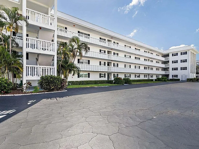 907 Marina Dr #402 — Photo 25